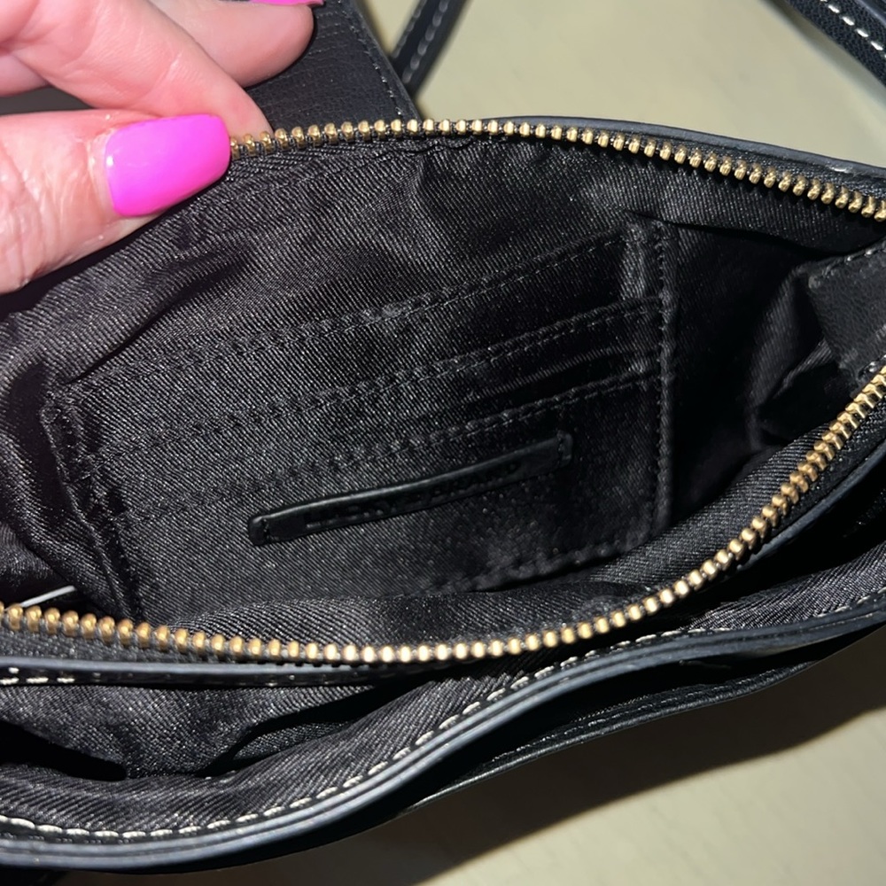 Lucky brand black leather Crossbody. Small purse. Excellent condition. - Picture 7 of 7